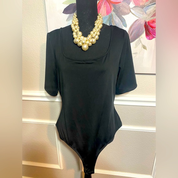 SHEIN Tops - Black Fitted Bodysuit with Short Sleeves || Size 2XL (16)